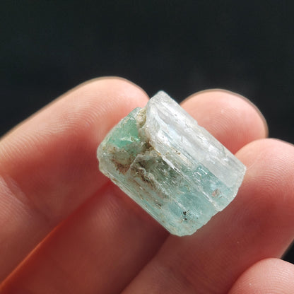 Phantom Emerald Aquamarine Crystal 5.7g