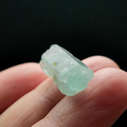 Terminated Emerald Crystal 2.8g, Nigerian Vanadium Emerald, Green Beryl