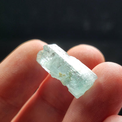 Terminated Emerald Crystal 2.8g, Nigerian Vanadium Emerald, Green Beryl