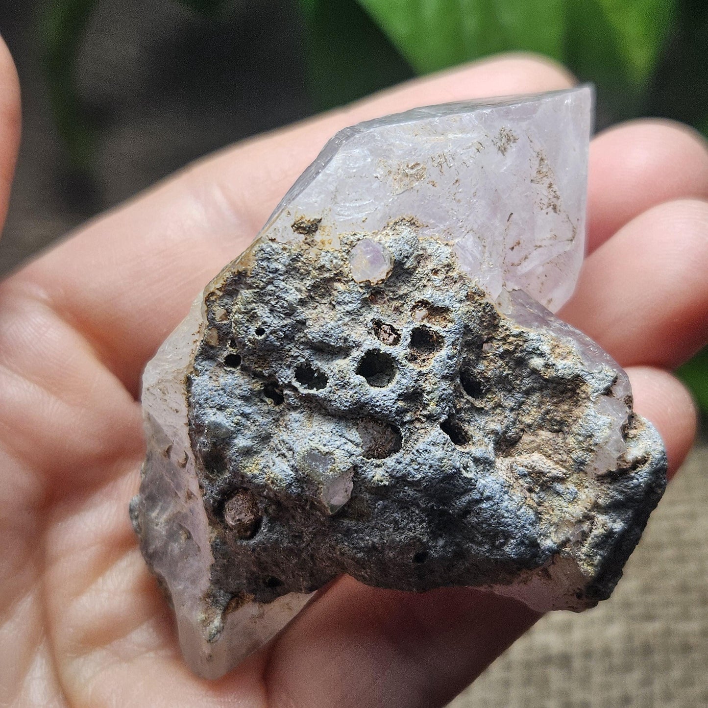 Enhydro Manifestation Crystal, MOVING Water Bubble (90g)