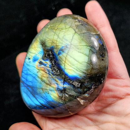 Labradorite Palm Stone 337g
