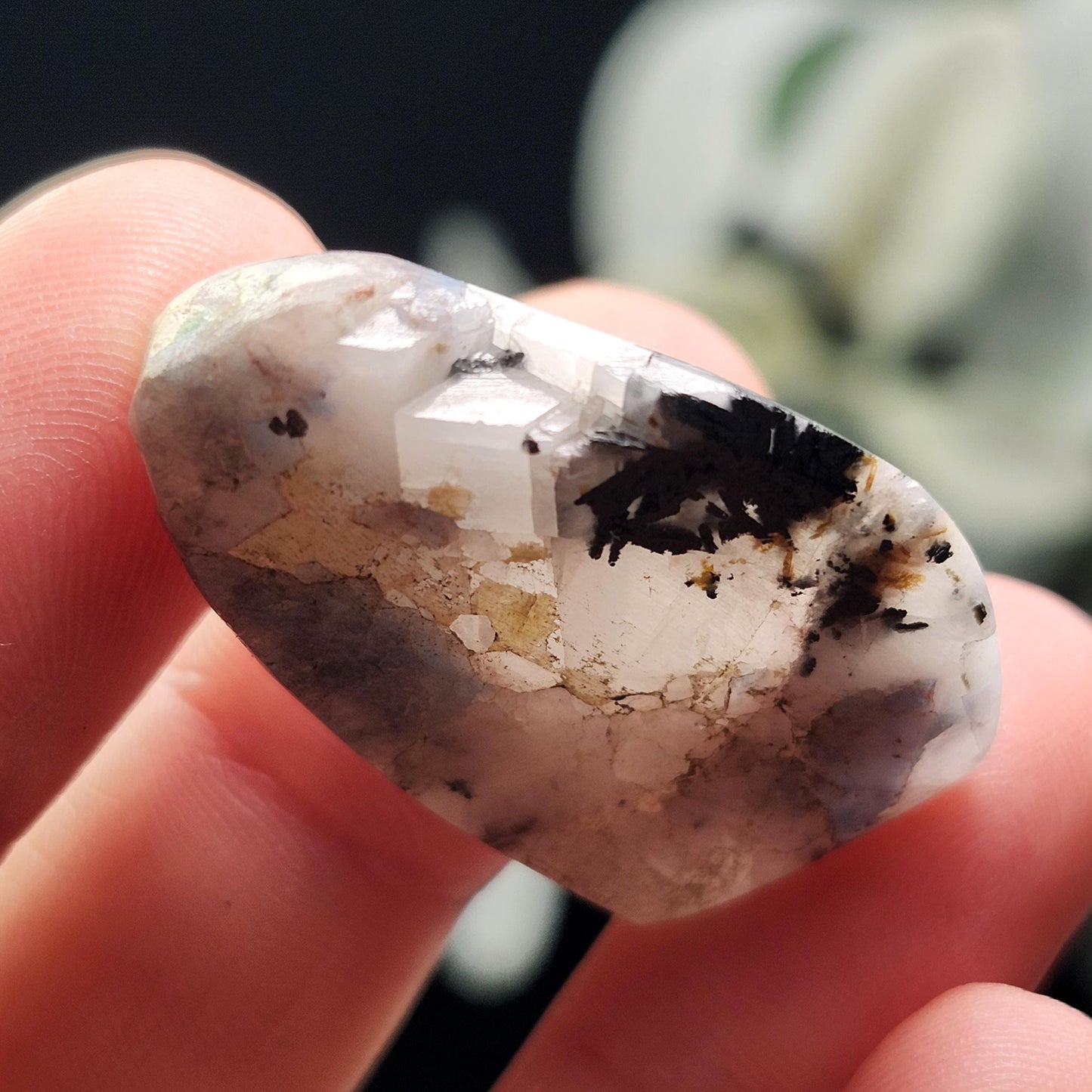 Papagoite Quartz Crystal 9.9g