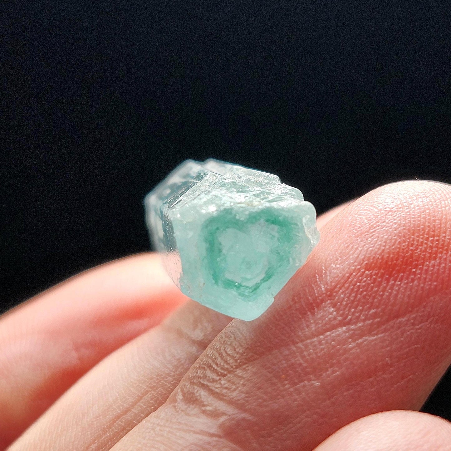 Vanadium Emerald Phantom Crystal 3.8g, Aquamarine & Emerald Raw Specimen