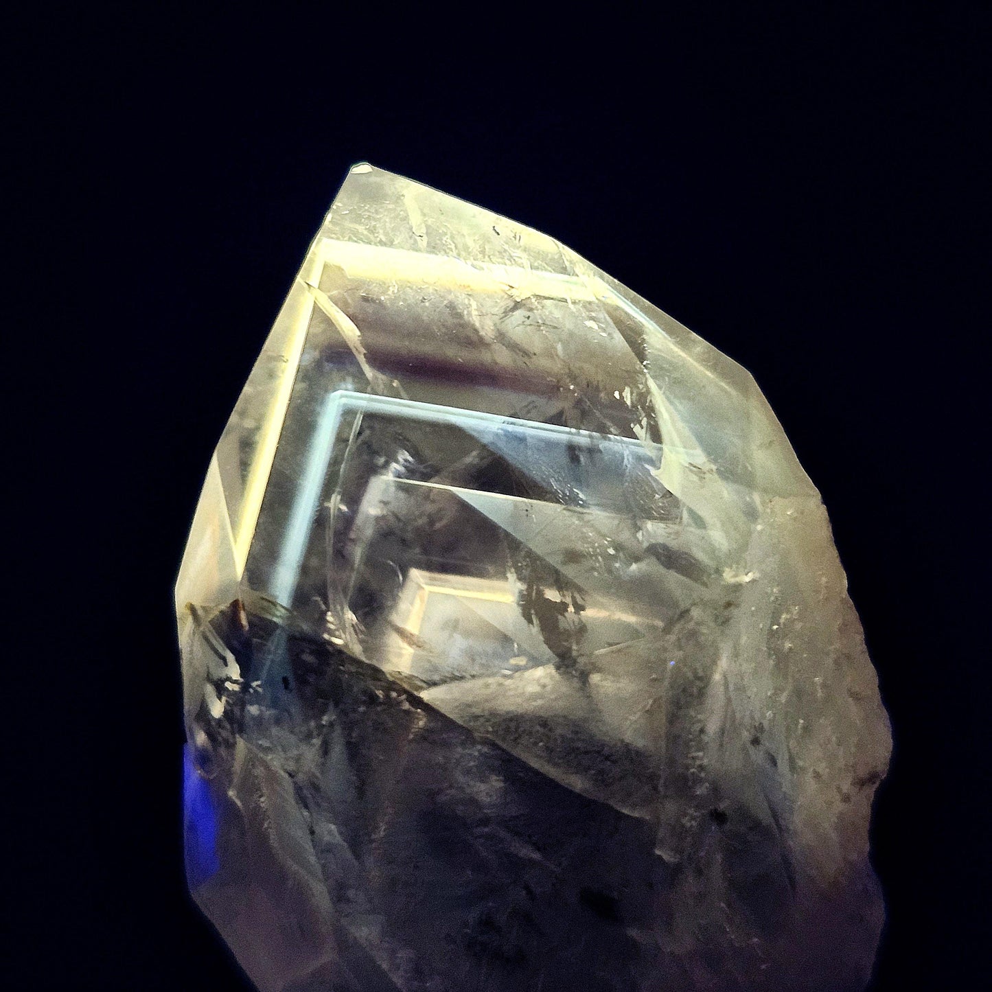 UV Phantom Amethyst 131g