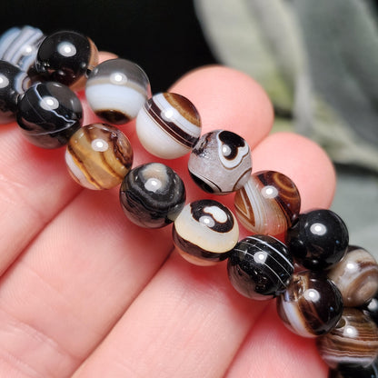 Banded Onyx Bracelet