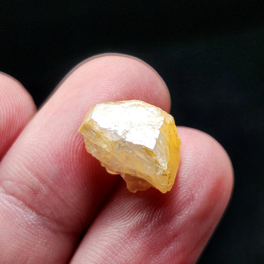 Golden Phenacite Crystal 1.9g