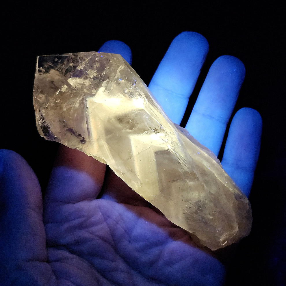 UV Phantom Amethyst 135g – Infinite Spiral Gems