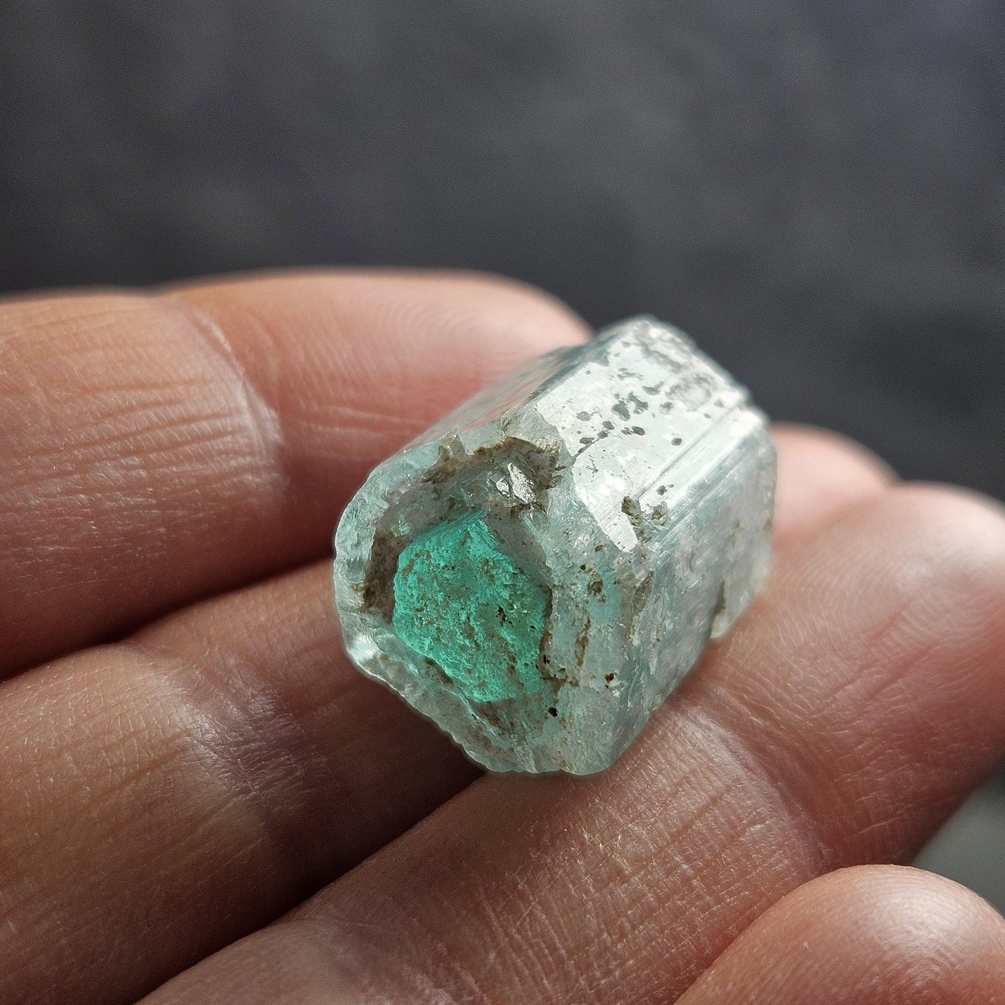 Phantom Emerald Aquamarine Crystal 5.7g