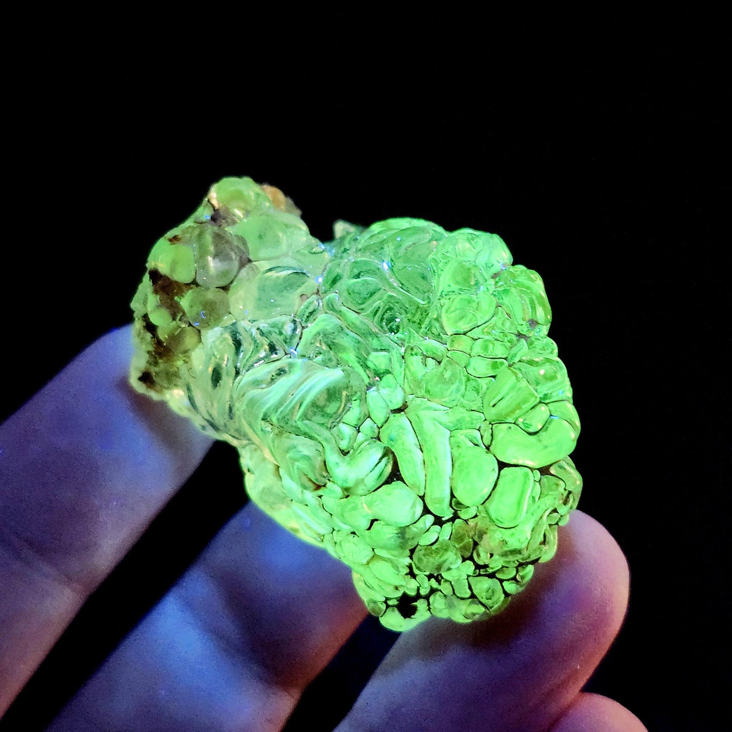 UV Reactive Hyalite Opal Specimen 32g, Fluorescent Crystal from Mexico