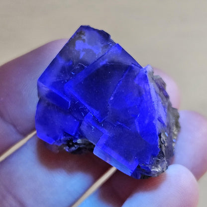 Yindu Phantom Fluorite Crystal, UV Reactive: Cubic Phantom Fluorite from the Cherry Pocket