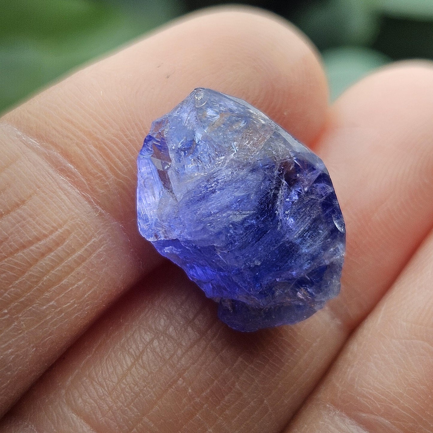 Terminated Indigo Tanzanite Crystal 2.67g, Raw Tanzanian Specimen with Rainbow Inclusions
