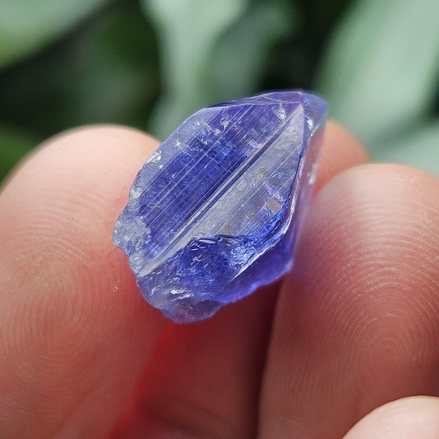 Terminated Indigo Tanzanite Crystal 2.67g, Raw Tanzanian Specimen with Rainbow Inclusions