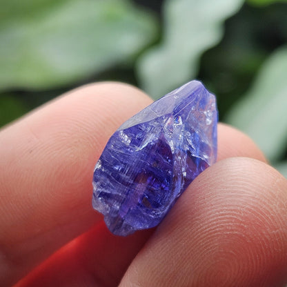 Terminated Indigo Tanzanite Crystal 2.67g, Raw Tanzanian Specimen with Rainbow Inclusions
