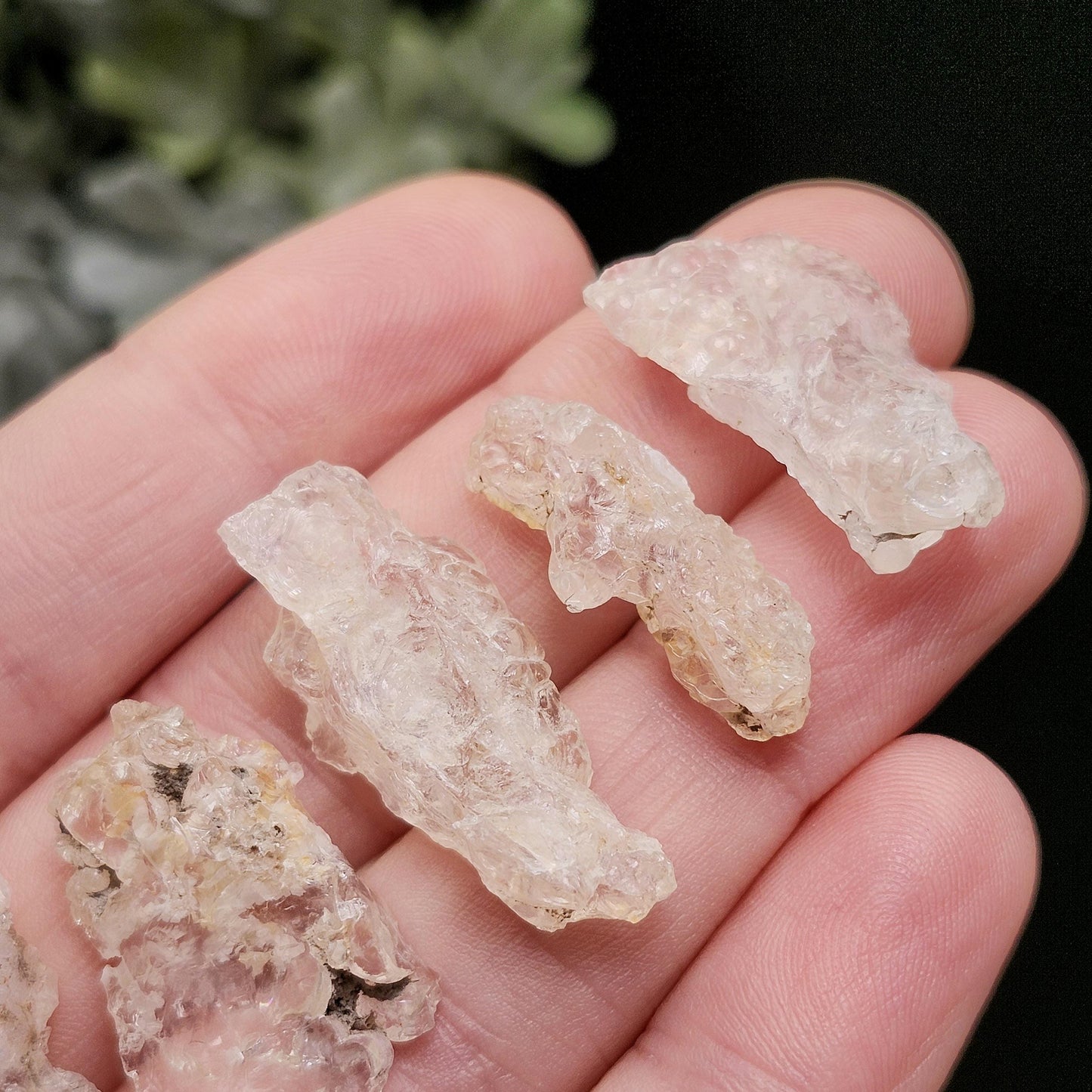 UV Reactive Hyalite Opal Crystal, Hyalite Glass Opal Stone