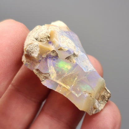 AAA Rainbow Opal 7.8g, Ethiopian Opal Gemstone