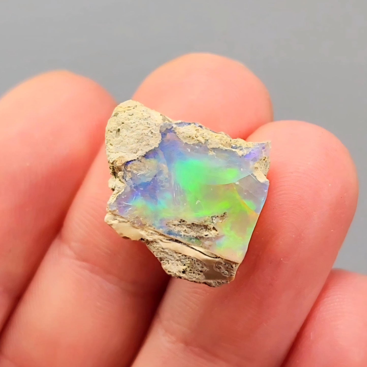 AAA Rainbow Opal 2.2g, Ethiopian Opal Gemstone