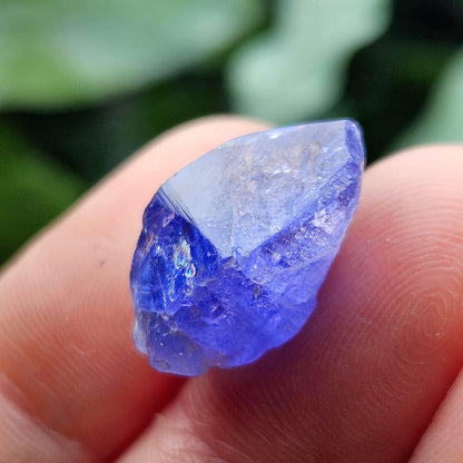 Terminated Indigo Tanzanite Crystal 2.67g, Raw Tanzanian Specimen with Rainbow Inclusions