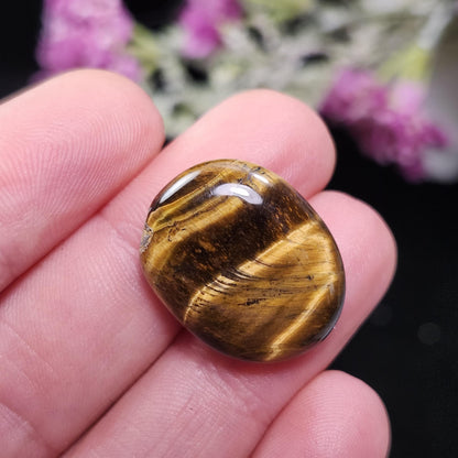 Polished Tiger's Eye Crystal, Tumbled Tigers Eye