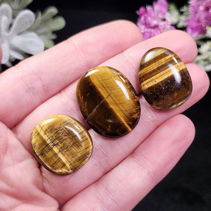 Polished Tiger's Eye Crystal, Tumbled Tigers Eye