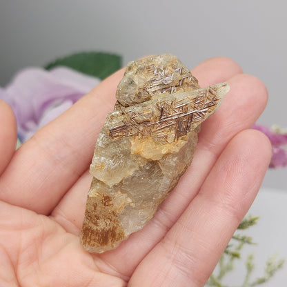 Golden Sagenite Rutile in Diamantina Quartz 41g, Brazilian Geometric Rutilated Quartz