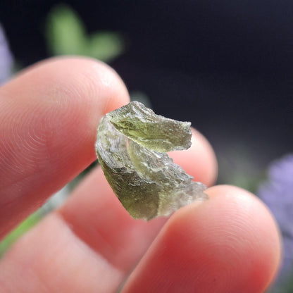 Moldavite Angel Chiming Tektite .94g, Genuine Moldavite