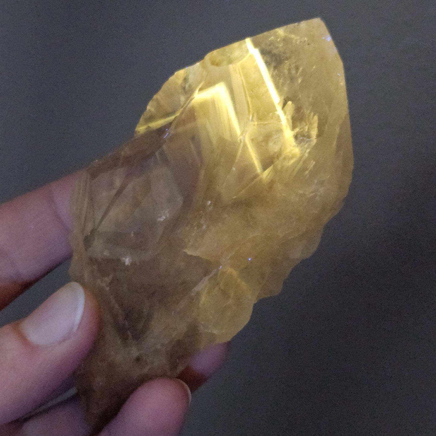 UV Phantom Amethyst 122g