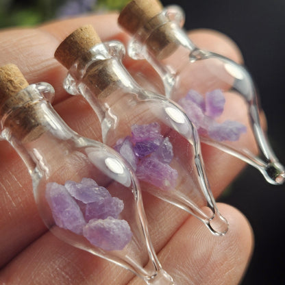 Hackmanite Crystal Chips: UV Reactive Hackmanite in Glass Jar