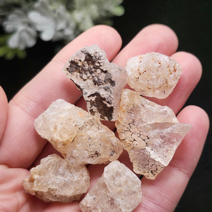 UV Reactive Hyalite Opal Crystal, Hyalite Glass Opal Stone