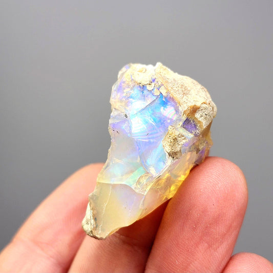 AAA Rainbow Opal 7.8g, Ethiopian Opal Gemstone