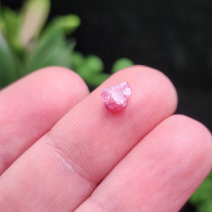 Bixbite Crystal, Terminated Red Beryl Crystal from Utah 0.5ct, Red Emerald Bixbite Gem