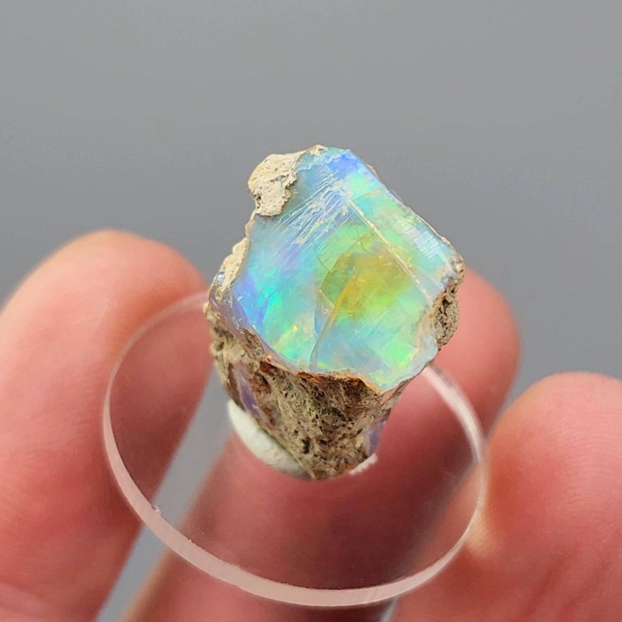 AAA Rainbow Opal 2.9g, Ethiopian Opal Gemstone