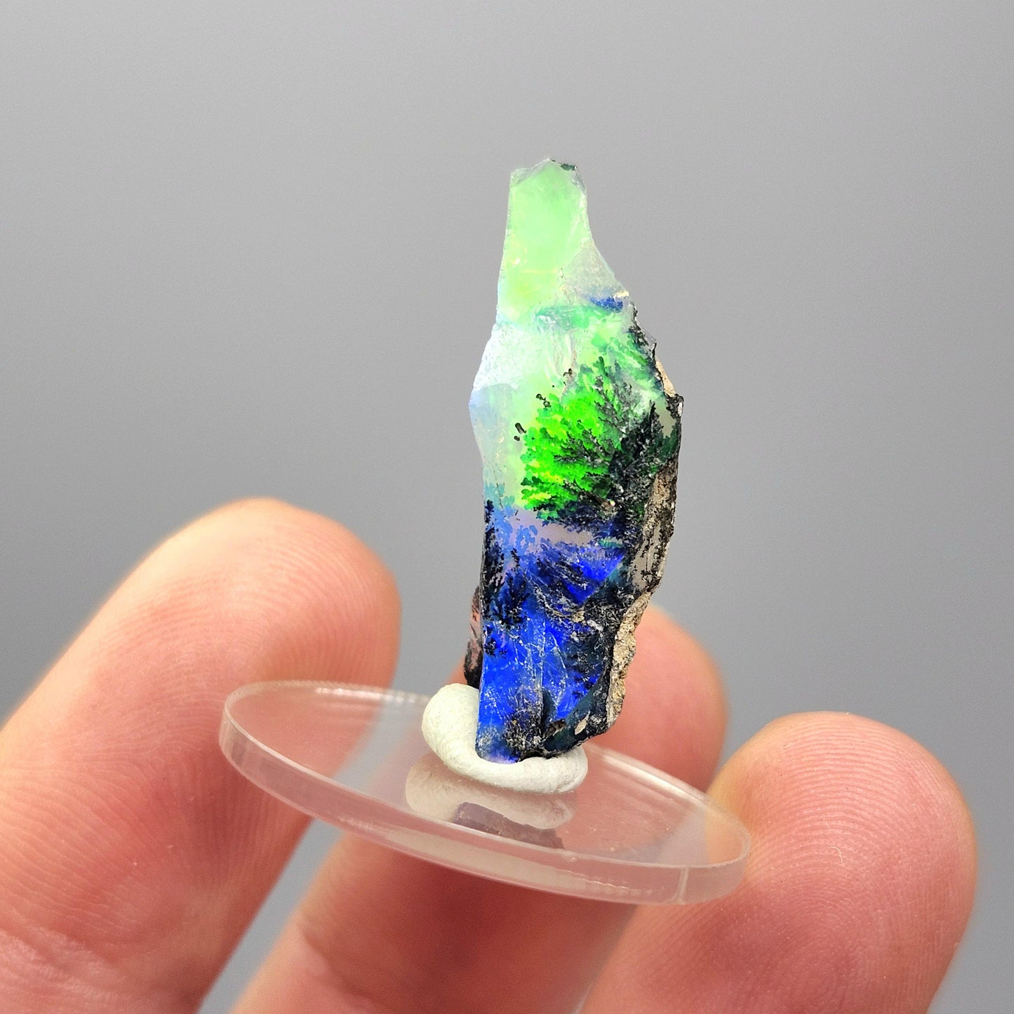 Dendritic Rainbow Opal Crystal 1.24g