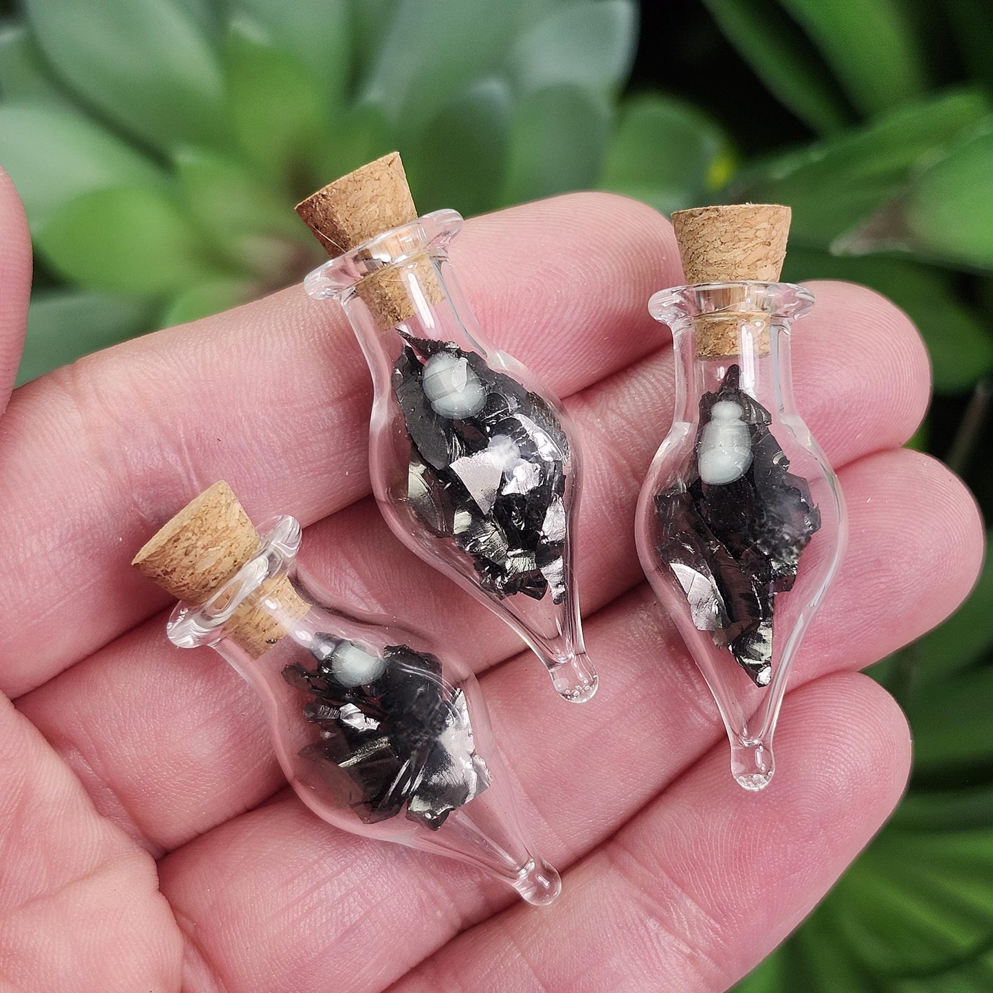 Shungite Crystals in Glass Jar, Elite Noble Shungite Raw Stone