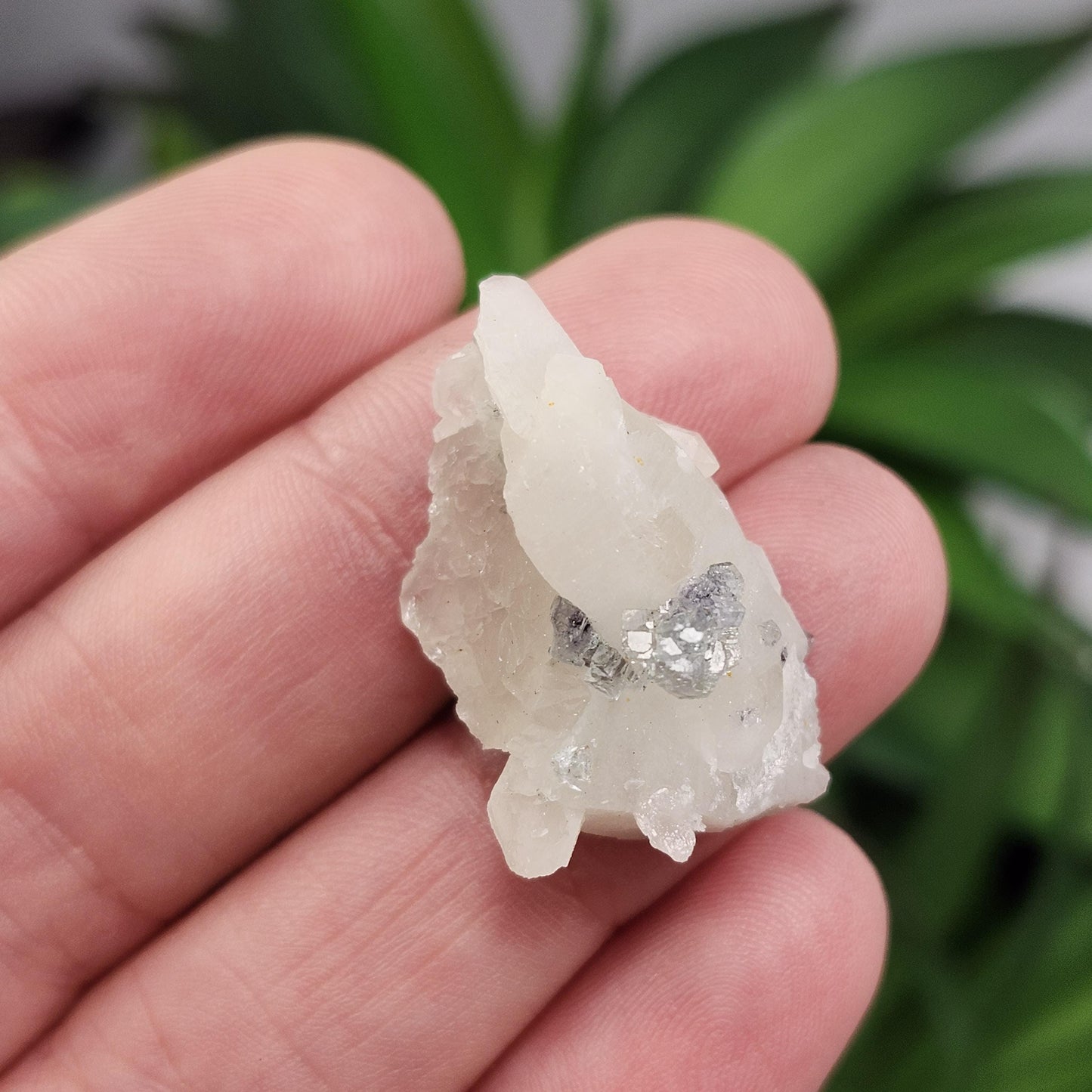 UV Reactive Fluorite on Quartz, Fluorescent Fluorite & Quartz