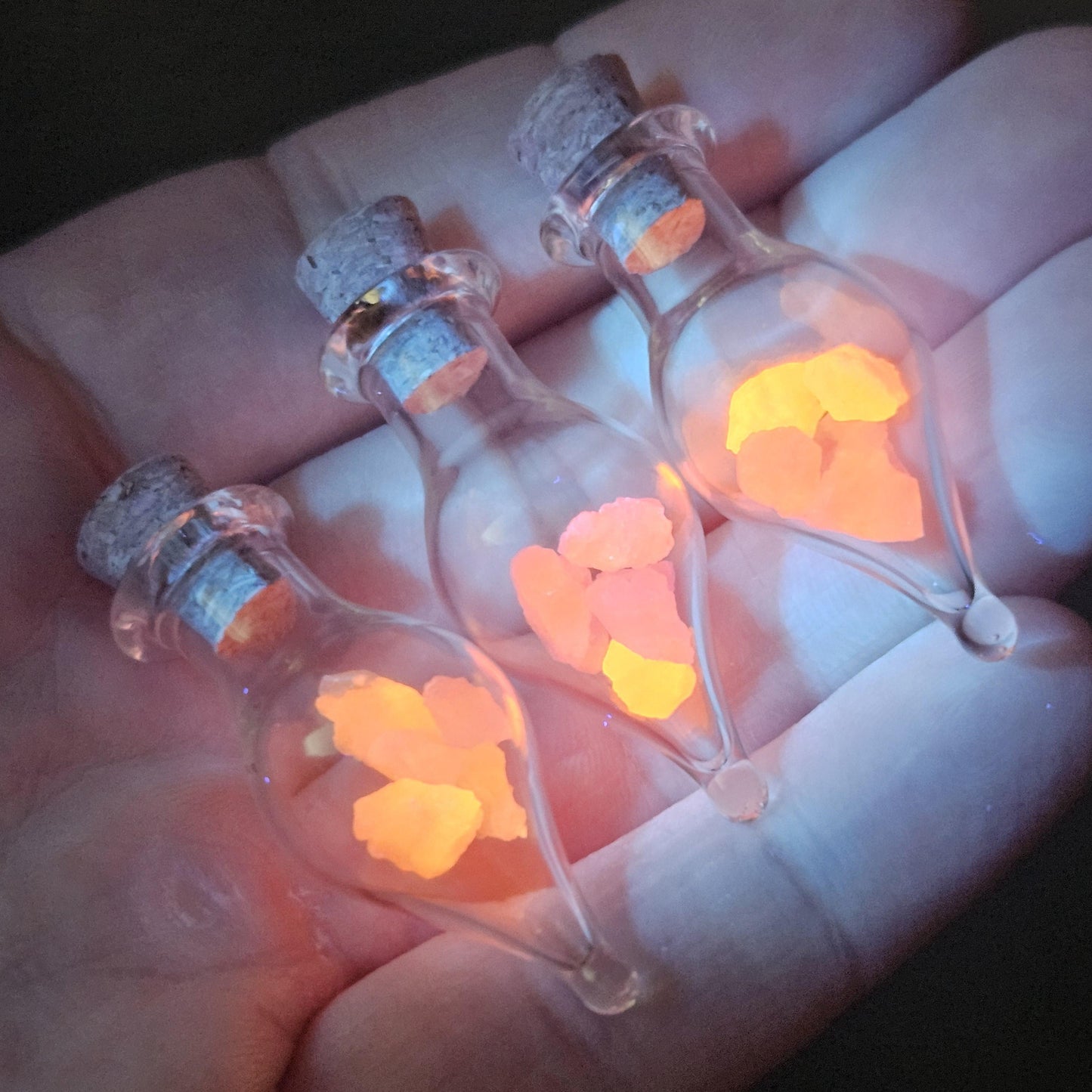 Hackmanite Crystal Chips: UV Reactive Hackmanite in Glass Jar