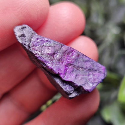 Raw Sugilite Crystal 7.95g, South African Sugilite Rough