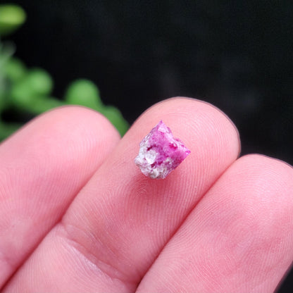 Bixbite Red Beryl Crystal from Utah 1.1ct, Authentic Raw Bixbite Specimen