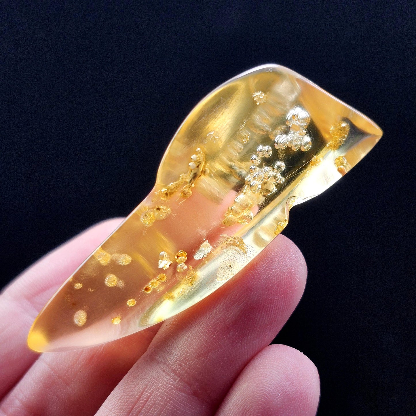 Amber with Bugs & Static ENHYDRO 30g, UV Reactive Natural Amber Fossil with Insect Inclusions