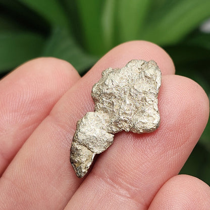 Native Silver Nugget 4g with Natural HOLE, Michigan "Halfbreed" Silver Ore