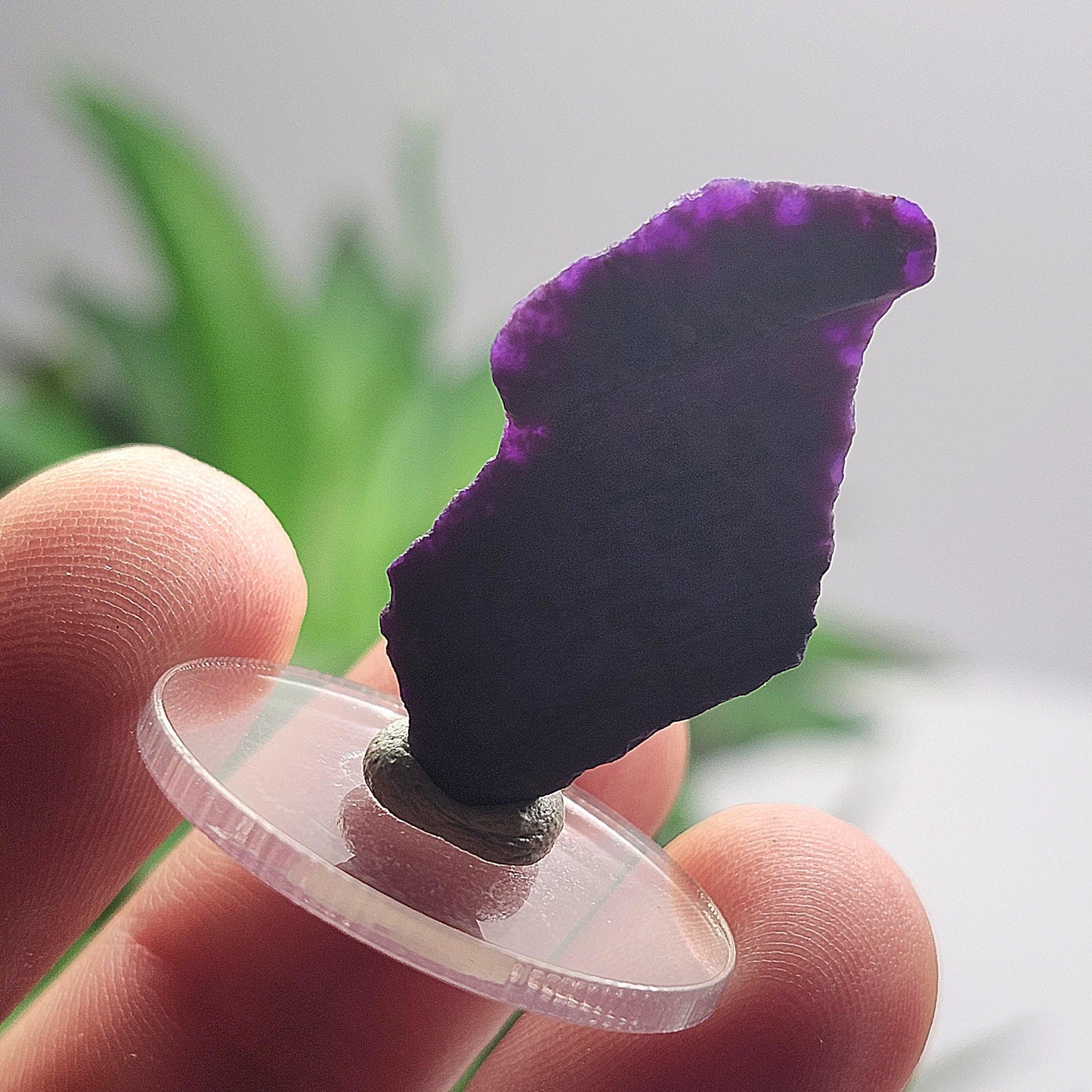Purple Sugilite Crystal 2.5g, South African Sugilite OLD STOCK