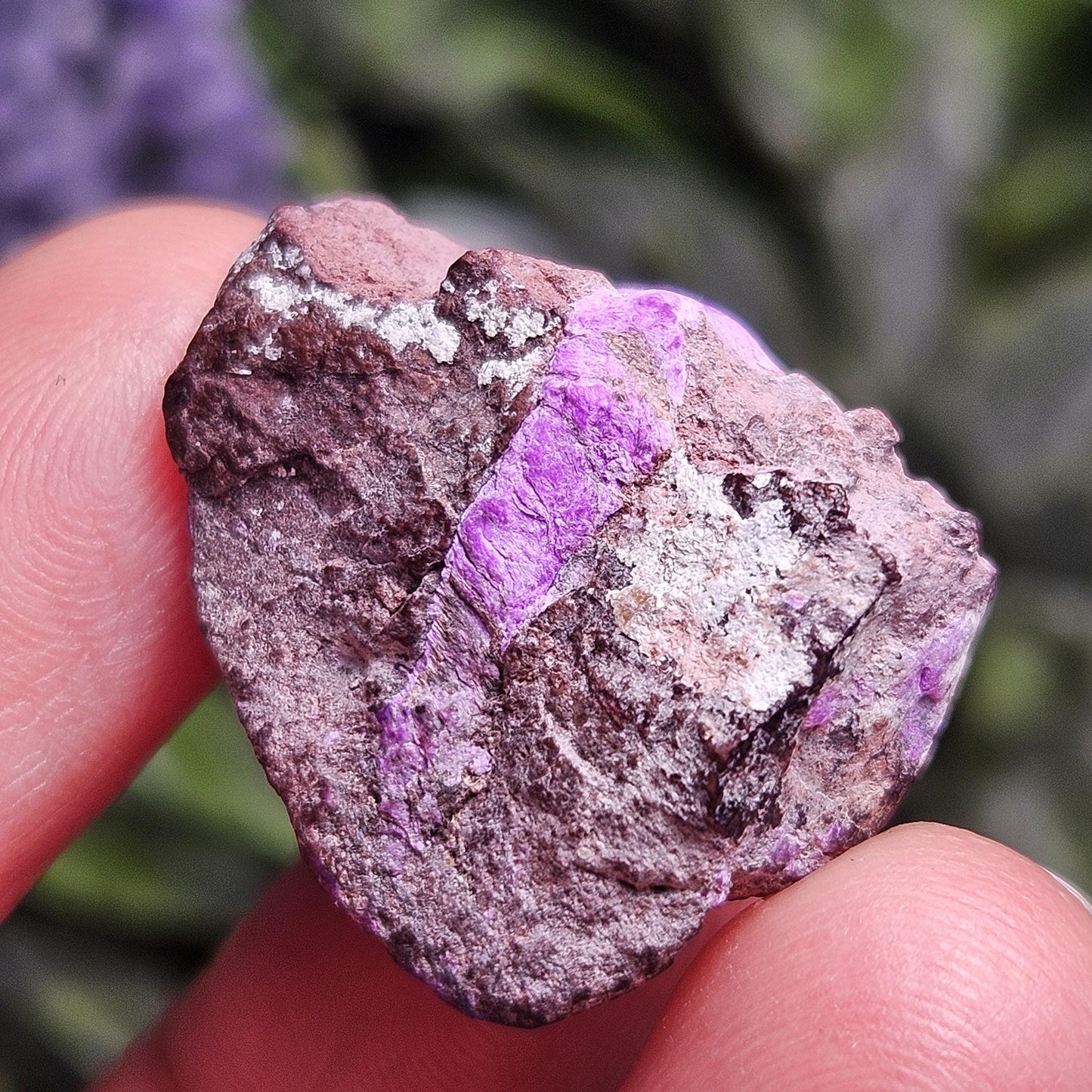 Raw Fibrous Sugilite Specimen 8.11g, Sugilite Crystal from South Africa