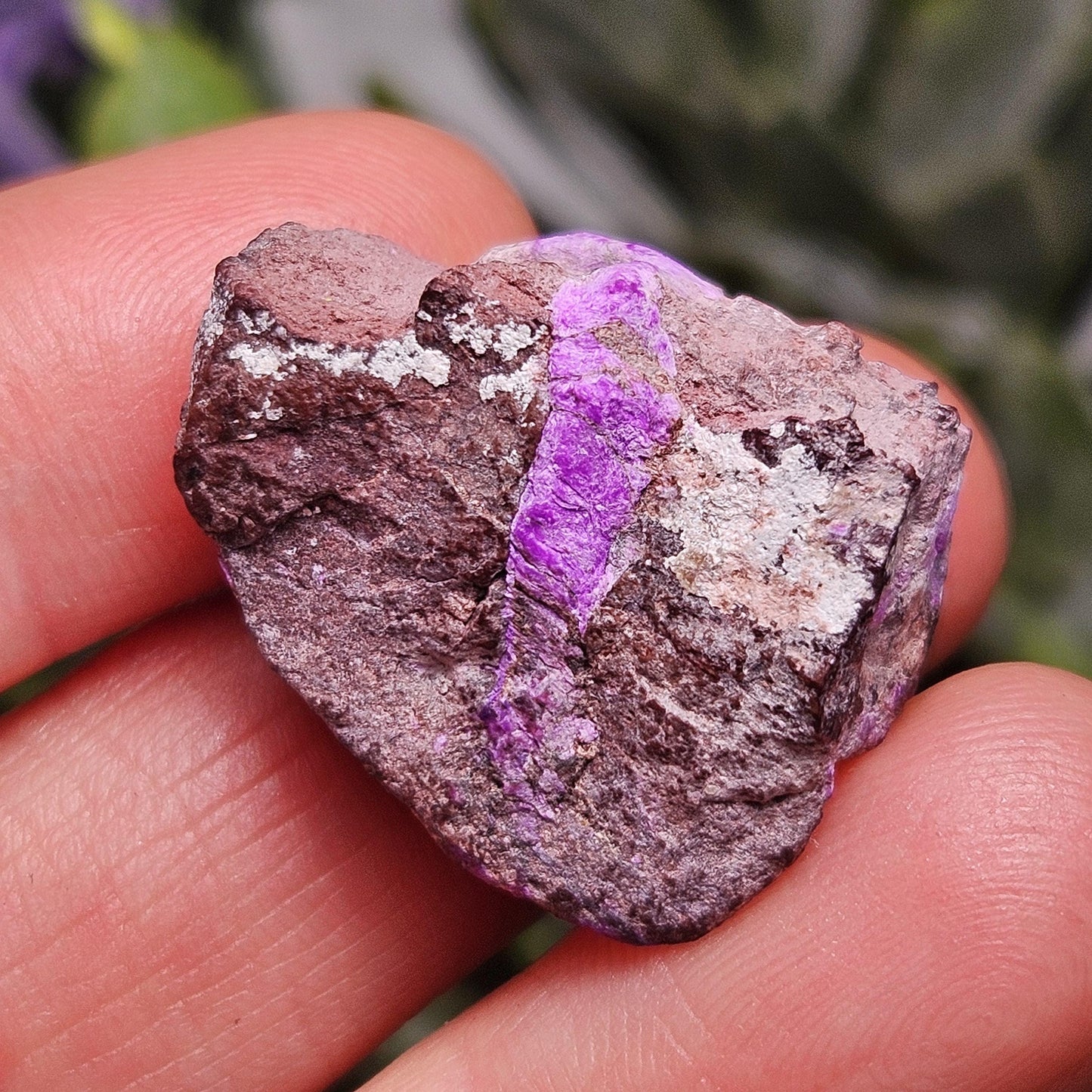 Raw Fibrous Sugilite Specimen 8.11g, Sugilite Crystal from South Africa
