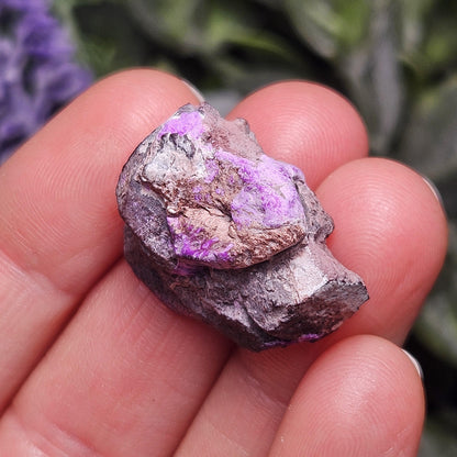 Raw Fibrous Sugilite Specimen 8.11g, Sugilite Crystal from South Africa