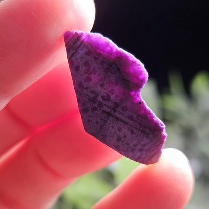 Purple Sugilite Crystal 2.5g, South African Sugilite OLD STOCK