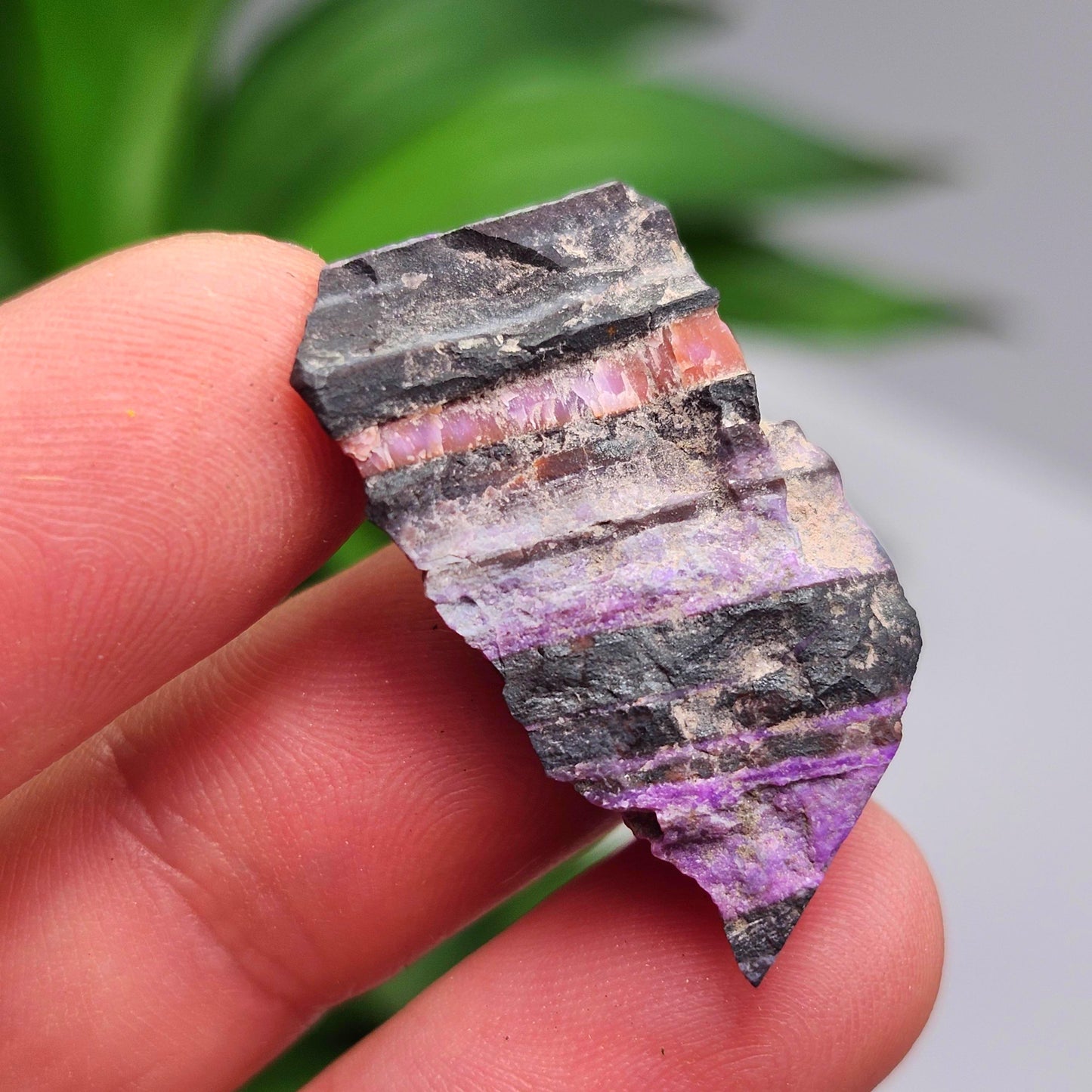 Raw Sugilite Crystal 8.0g, South African Sugilite OLD STOCK
