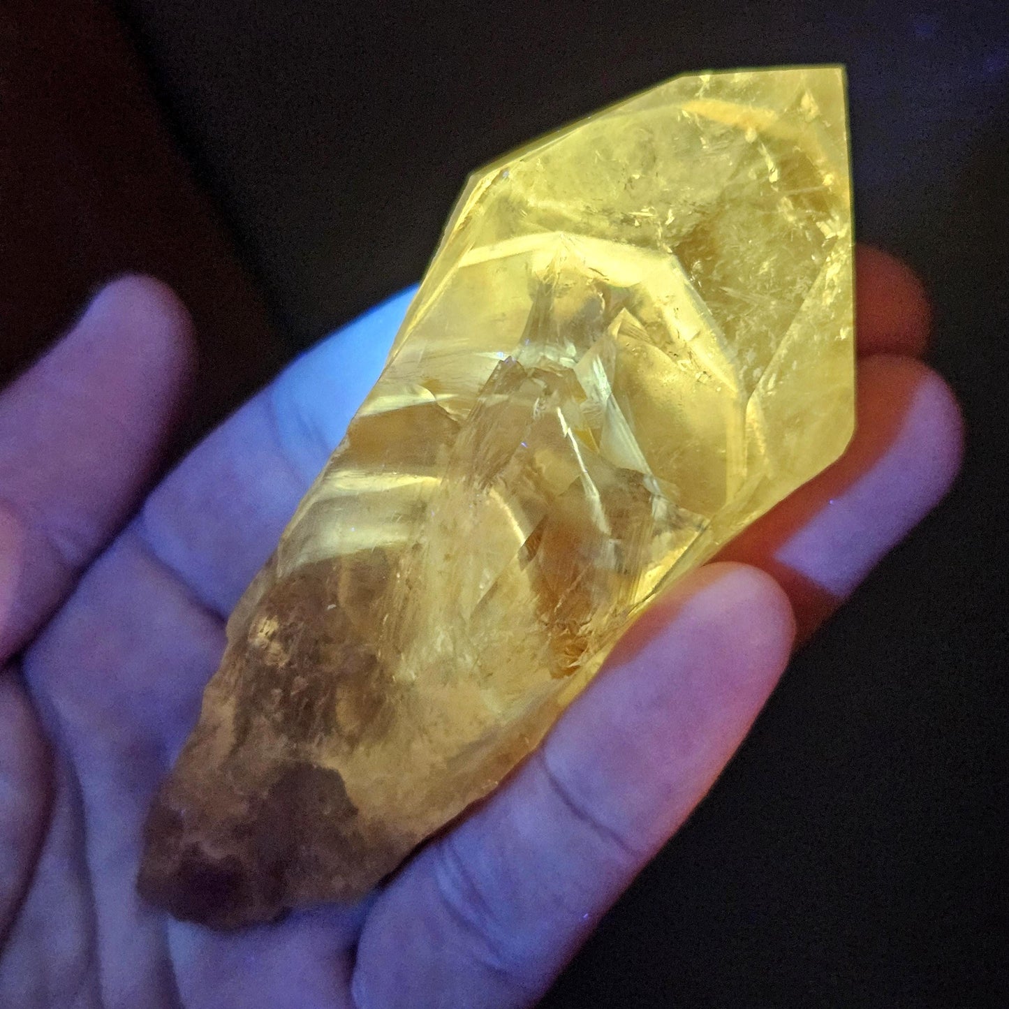 UV Phantom Amethyst Crystal 103g, Ultraviolet Phantom Quartz Specimen