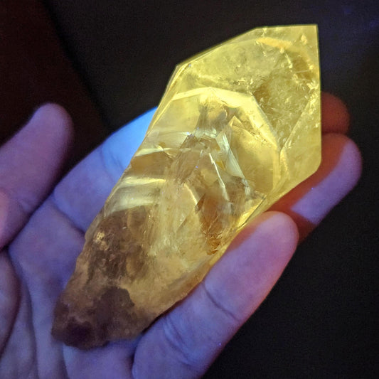 UV Phantom Amethyst Crystal 103g, Ultraviolet Phantom Quartz Specimen