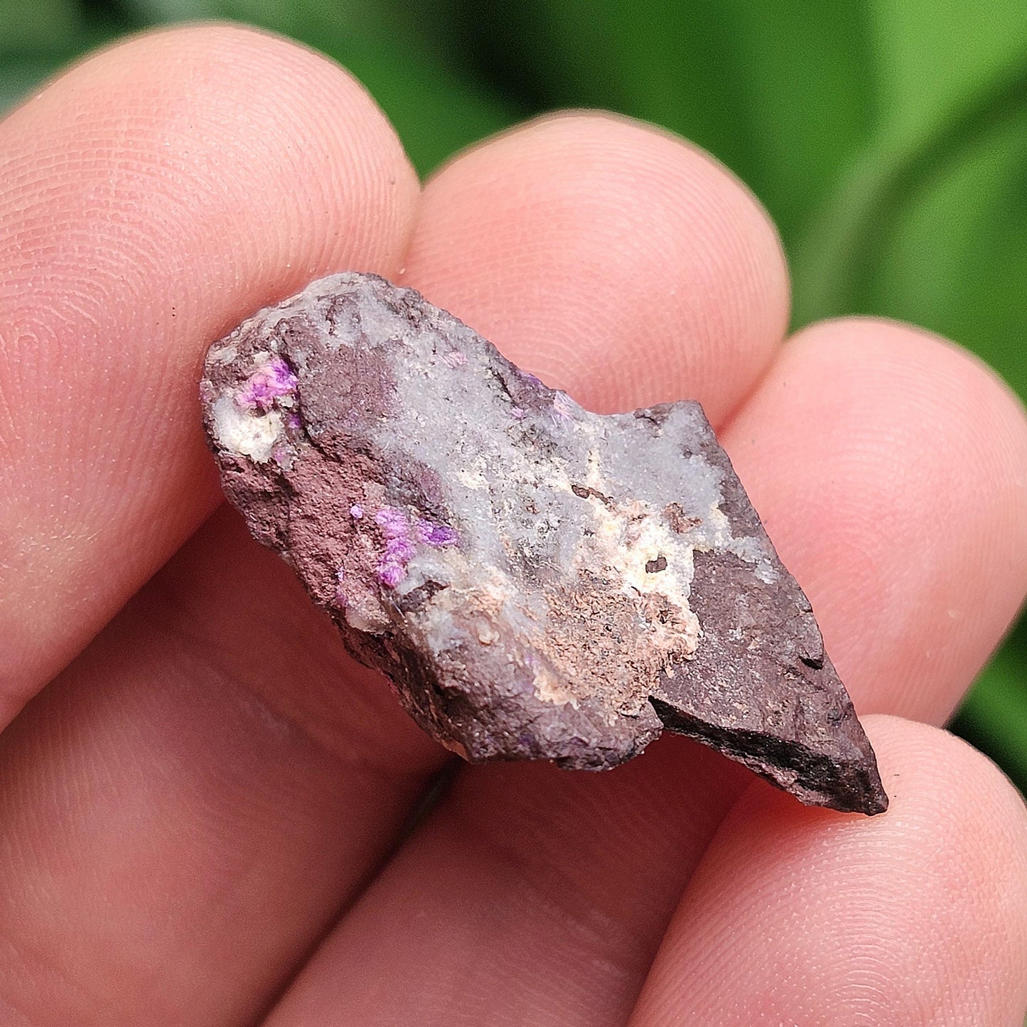 Raw Sugilite Crystal 4.0g, South African Fibrous Sugilite Specimen OLD STOCK