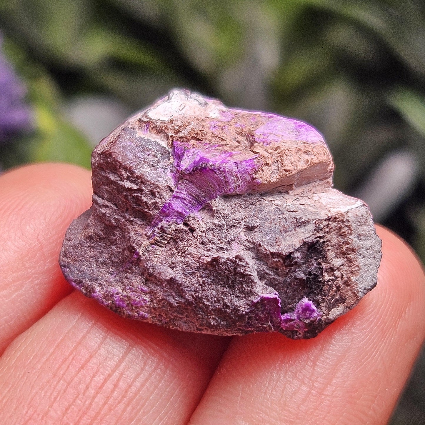 Raw Fibrous Sugilite Specimen 8.11g, Sugilite Crystal from South Africa