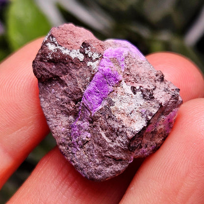 Raw Fibrous Sugilite Specimen 8.11g, Sugilite Crystal from South Africa
